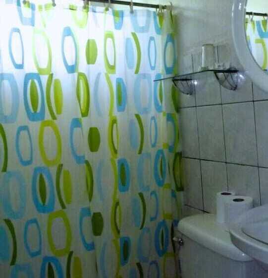 پانسیون Laura S House Bed & Breakfast