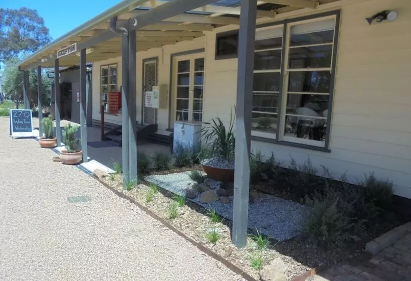 Yarrawonga Riverlands Tourist Park