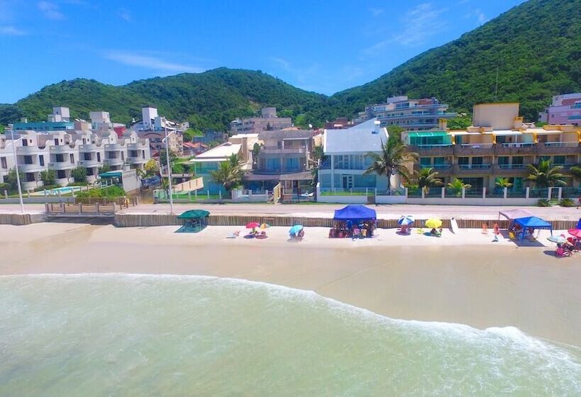 Banana House Sea Shore Hostel