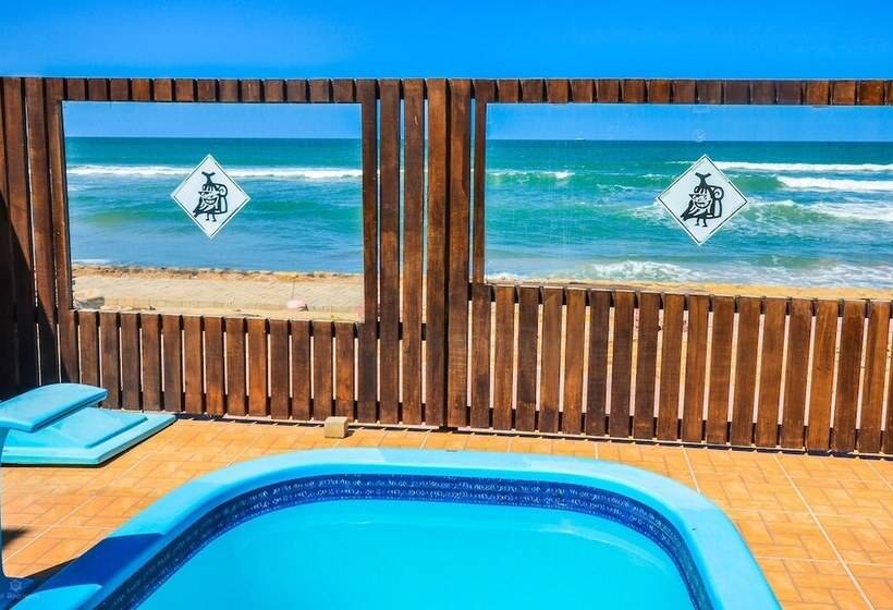 Banana House Sea Shore Hostel