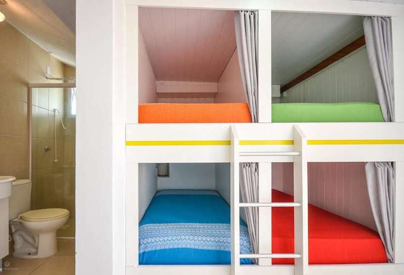 Banana House Sea Shore Hostel