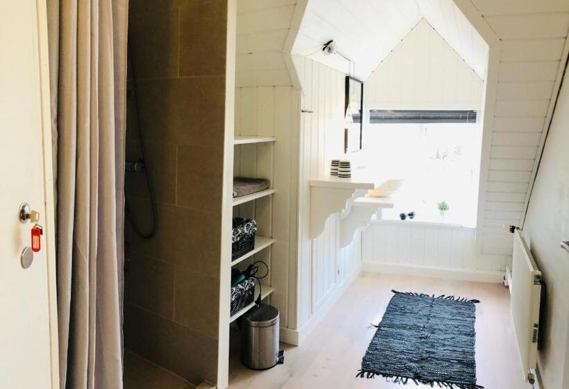 Bed and Breakfast Pension Lærkelill