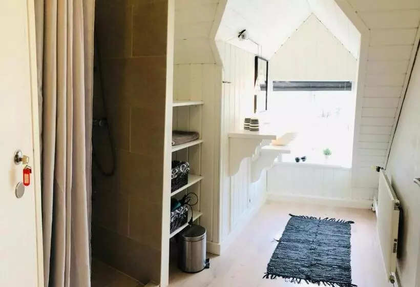 Aamiaismajoitus (B&B) Pension Lærkelill