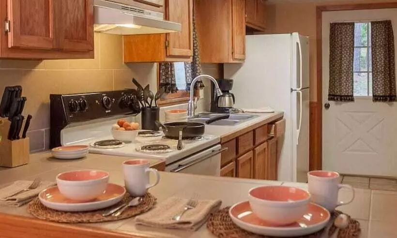 ホテル Lake Lucerne Resort & Ranch