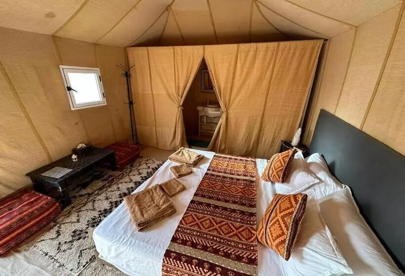 Hotelli Luxurious Desert Camp