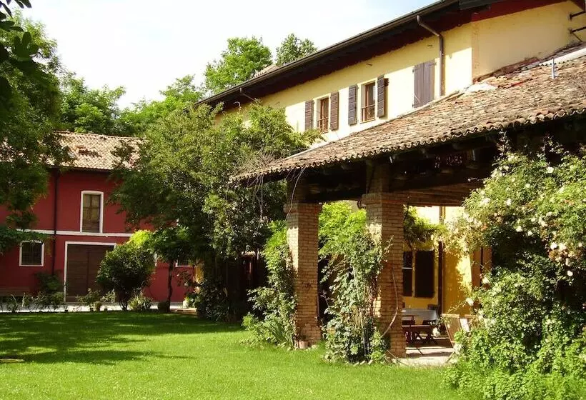 هتل روستایی Casa Delser