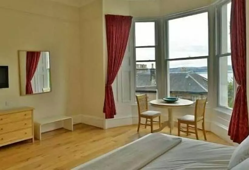 Hotel The Grampian