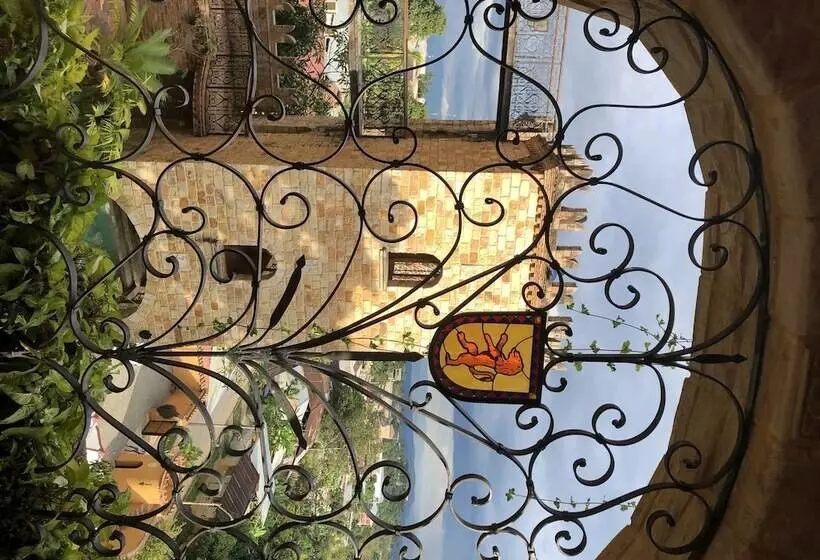 La Floresta Tarapoto Hostal