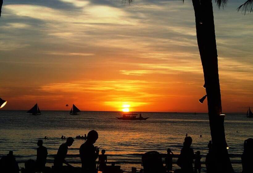 بنسيون Aquarius Terraces Boutique Resort