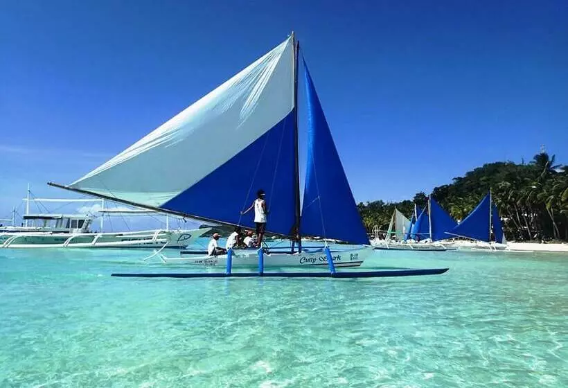 پانسیون Aquarius Terraces Boutique Resort