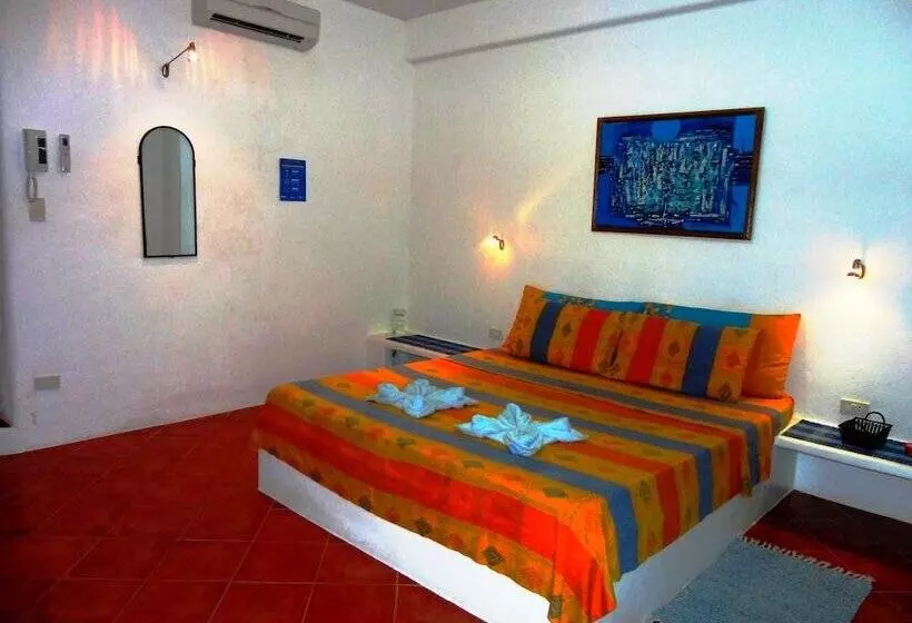 پانسیون Aquarius Terraces Boutique Resort