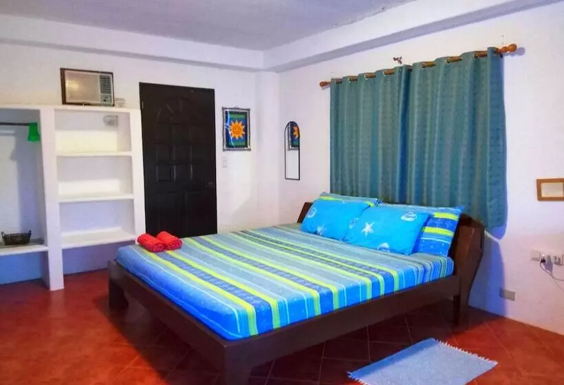 پانسیون Aquarius Terraces Boutique Resort