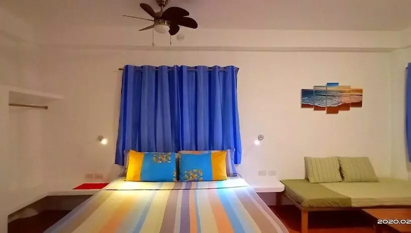 پانسیون Aquarius Terraces Boutique Resort