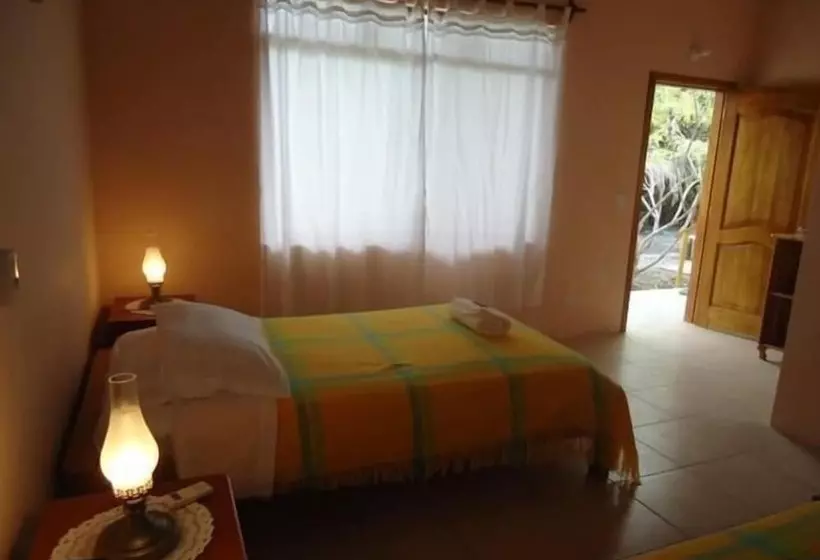 Majatalo Cartago Bay