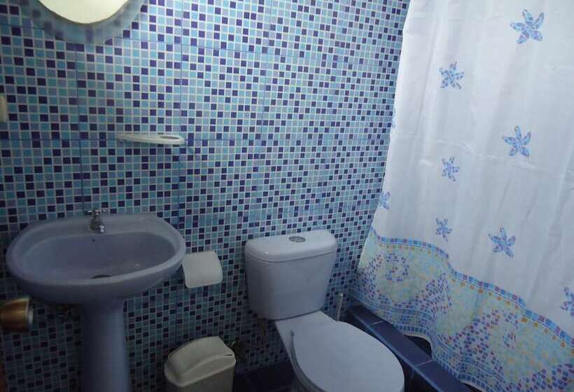 بنسيون Cartago Bay