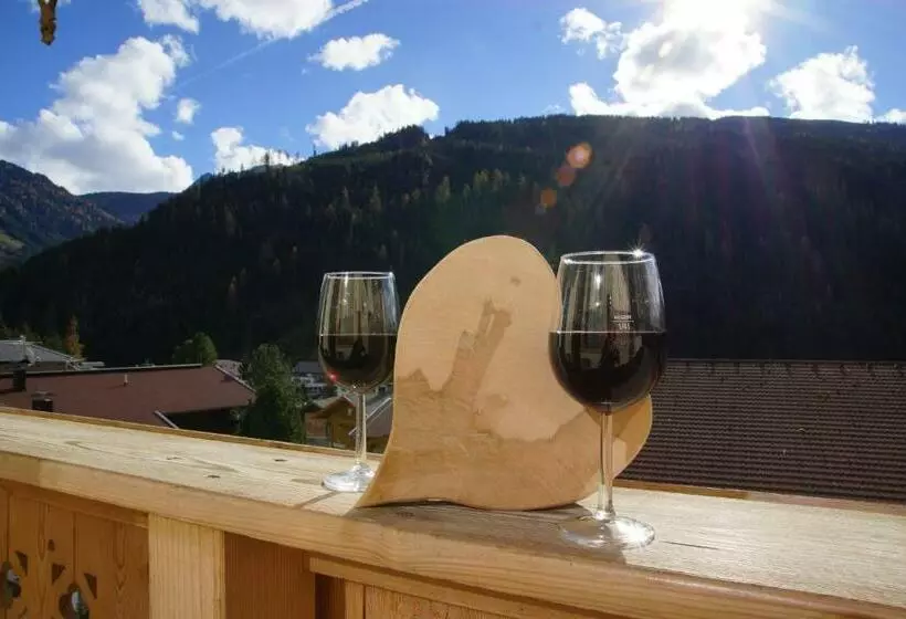 Majatalo Haus Dorfblick