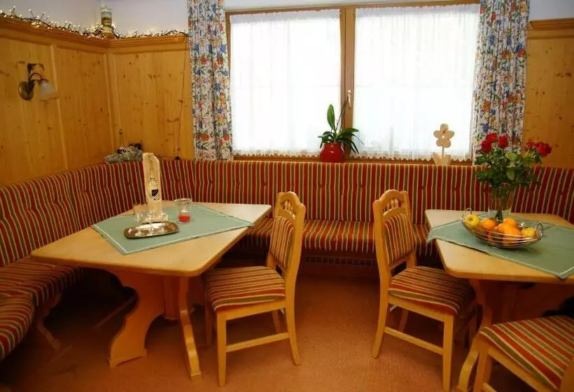 Majatalo Haus Dorfblick