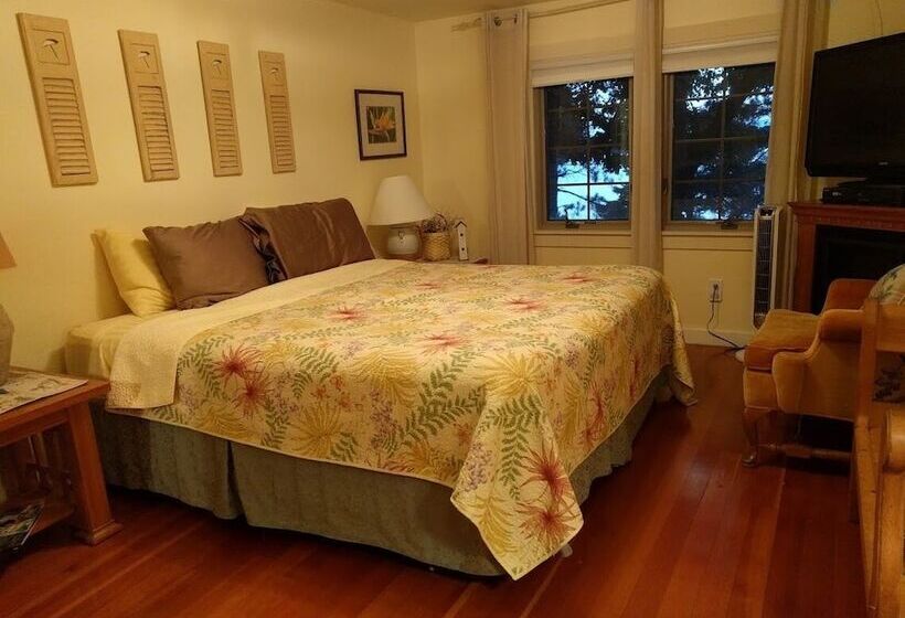 بنسيون Lake Ripley Lodge W Lake Front Rooms, Grand Porch, Kayaks & Paddleboard