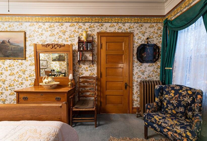 The Dempsey Manor Bed & Breakfast Inn