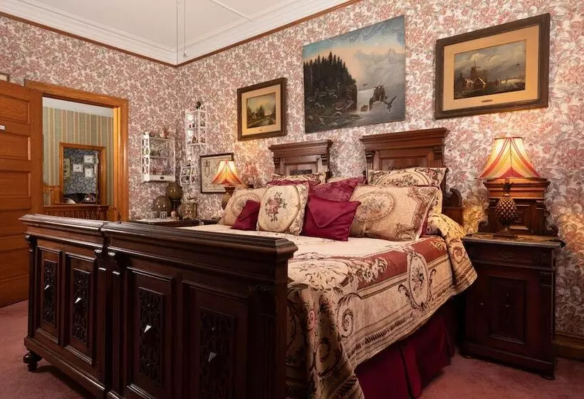 The Dempsey Manor Bed & Breakfast Inn