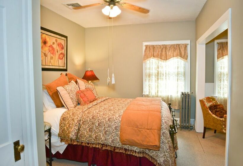 住宿加早餐  La Belle Auberge