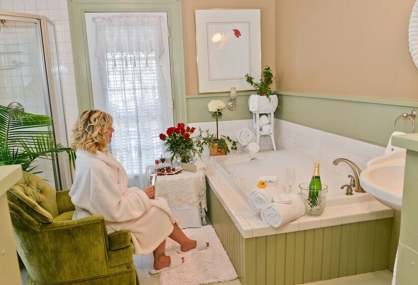 住宿加早餐  La Belle Auberge