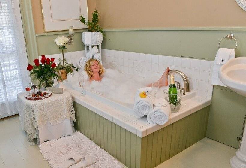 住宿加早餐  La Belle Auberge