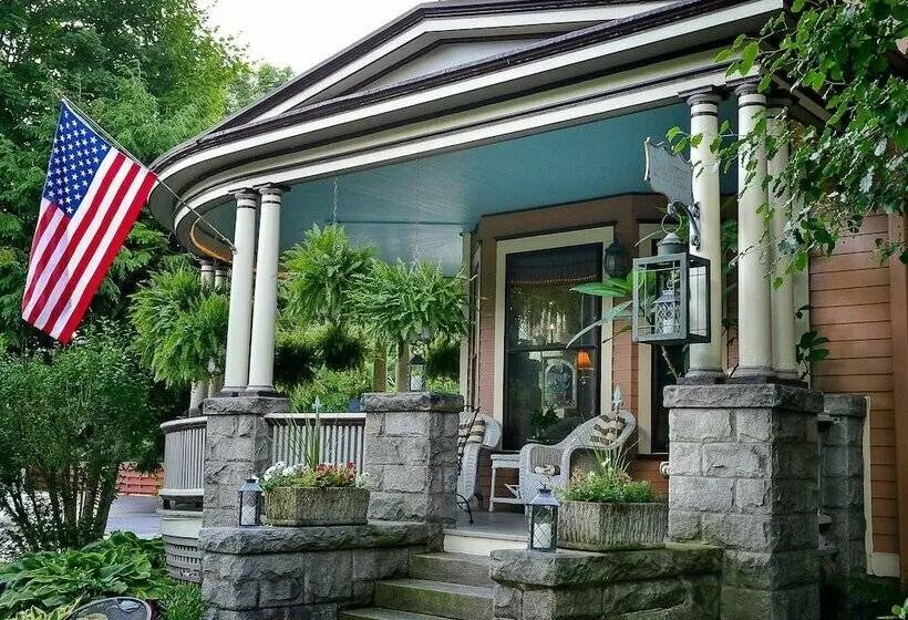 Aamiaismajoitus (B&B) La Belle Auberge