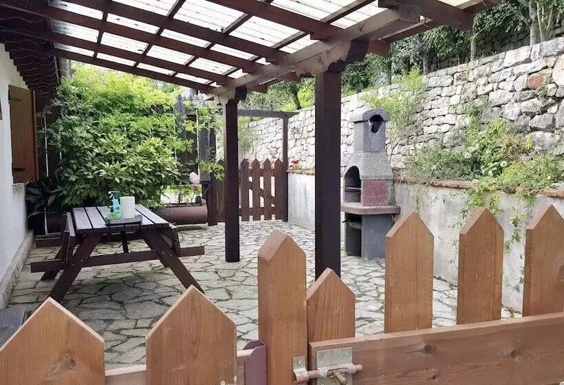Conjunto De Turismo Rural La Tablá