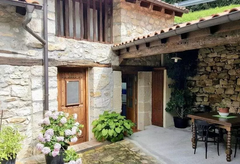 Conjunto De Turismo Rural La Tablá