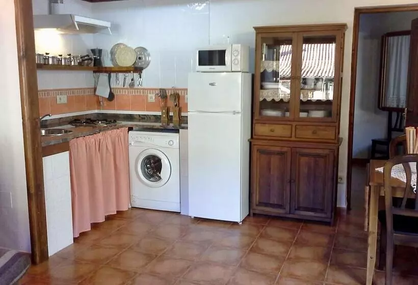 Conjunto De Turismo Rural La Tablá