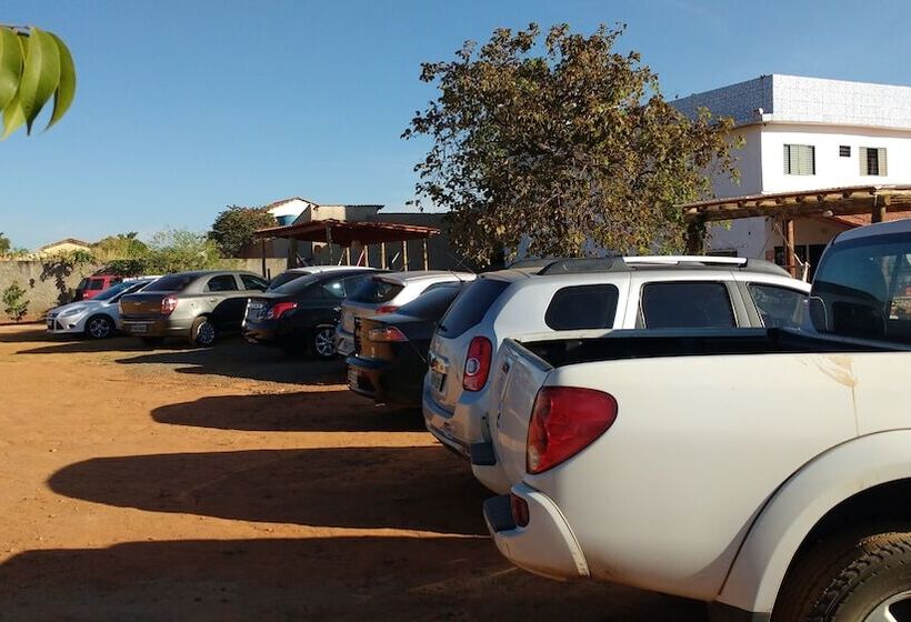 هتل Flor De Pequi Pousada