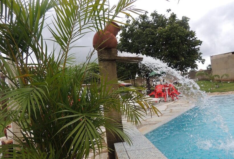 هتل Flor De Pequi Pousada