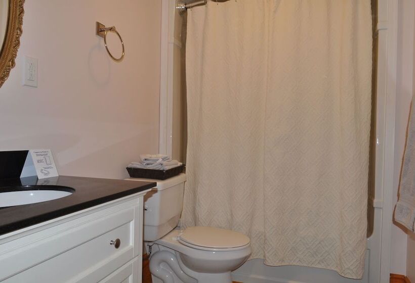 Otel Holman's Heritage Suites