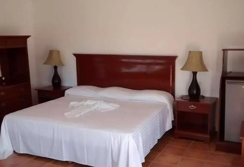 Hotelli Resort Mision Del Mar