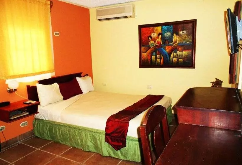 Hotelli Suites Los Jicaros