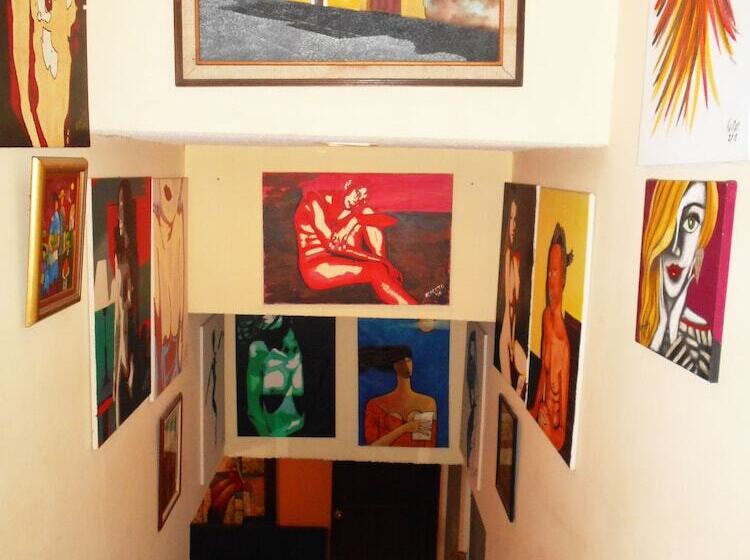 هتل Suites Los Jicaros