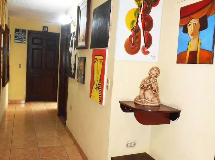 Hotelli Suites Los Jicaros