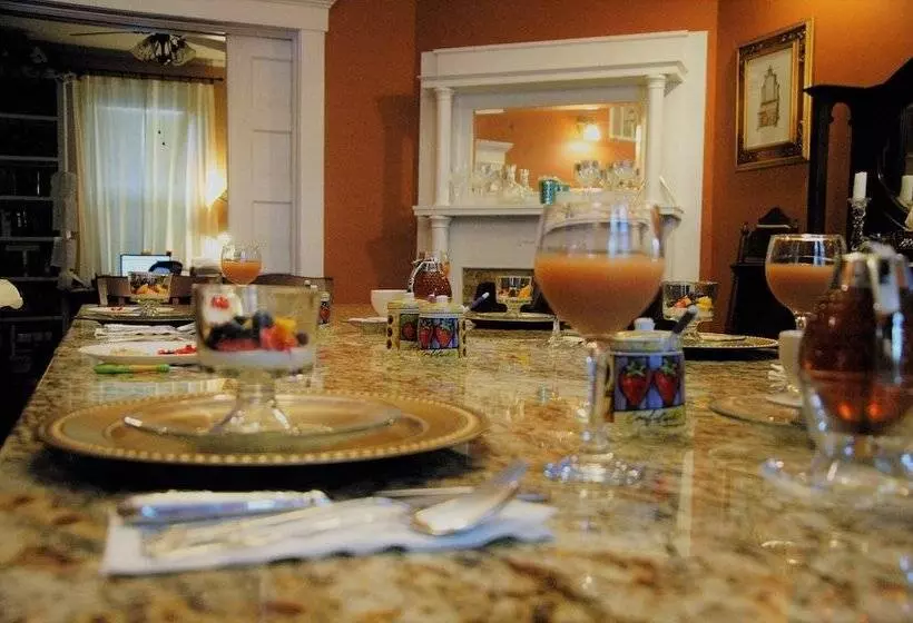 Janssen Park Place B&b