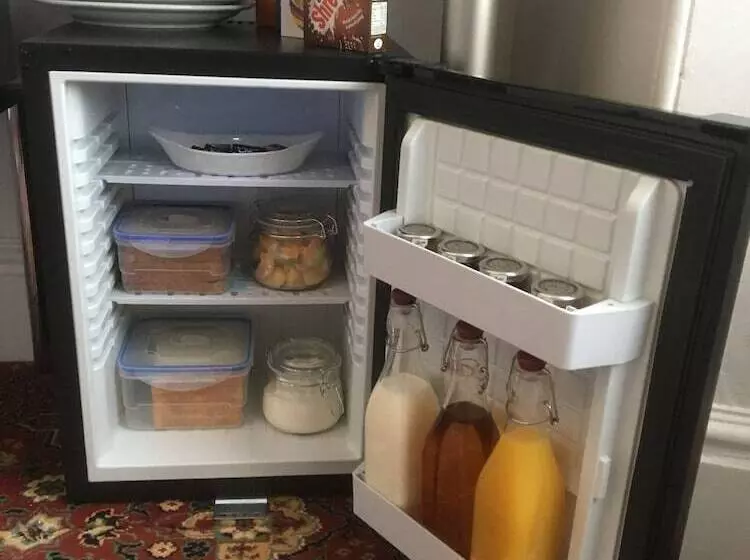 ペンション Garswood Guesthouse