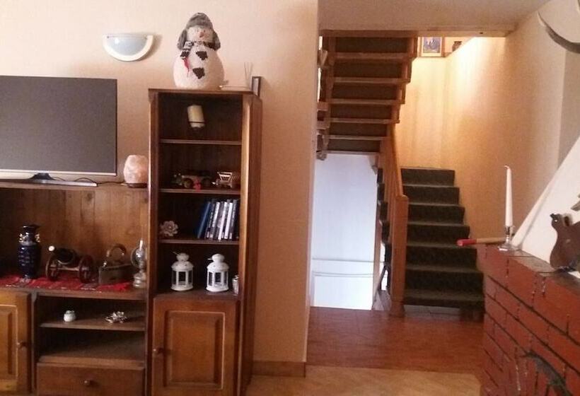 پانسیون Vila Aura