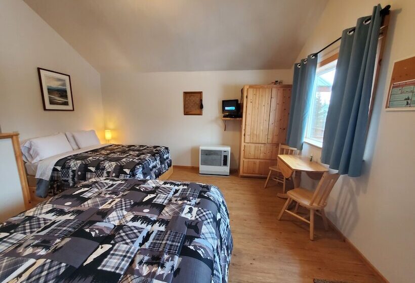 Alaskan Spruce Cabins