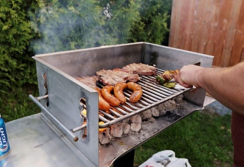 مبيت وإفطار Auberge Lac St Jean