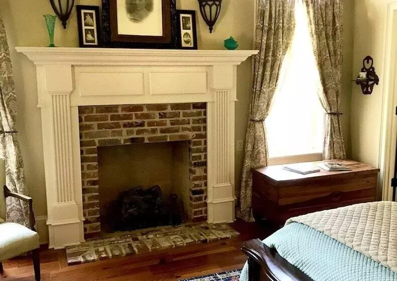 Aamiaismajoitus (B&B) Concord Inn