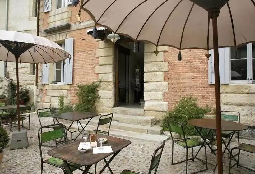 Aamiaismajoitus (B&B) La Maison Rouge D Uzes