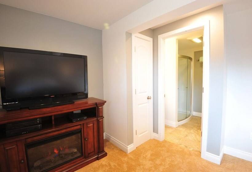 Cranky Crow Bed And Breakfast