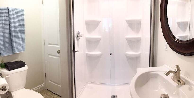 Cranky Crow Bed And Breakfast