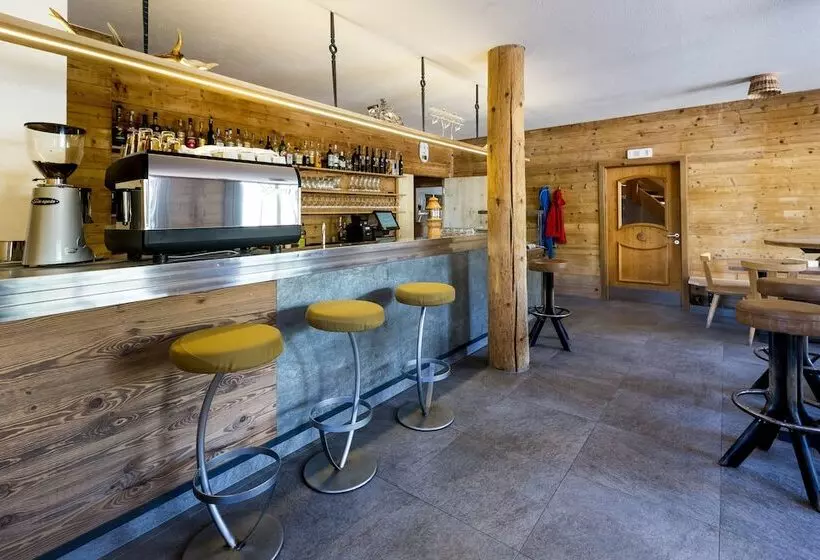 Hostelli Berghütte Maseben