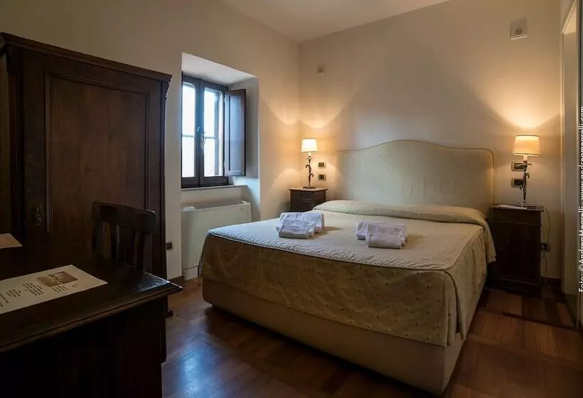 ホテル Albergo Scilla