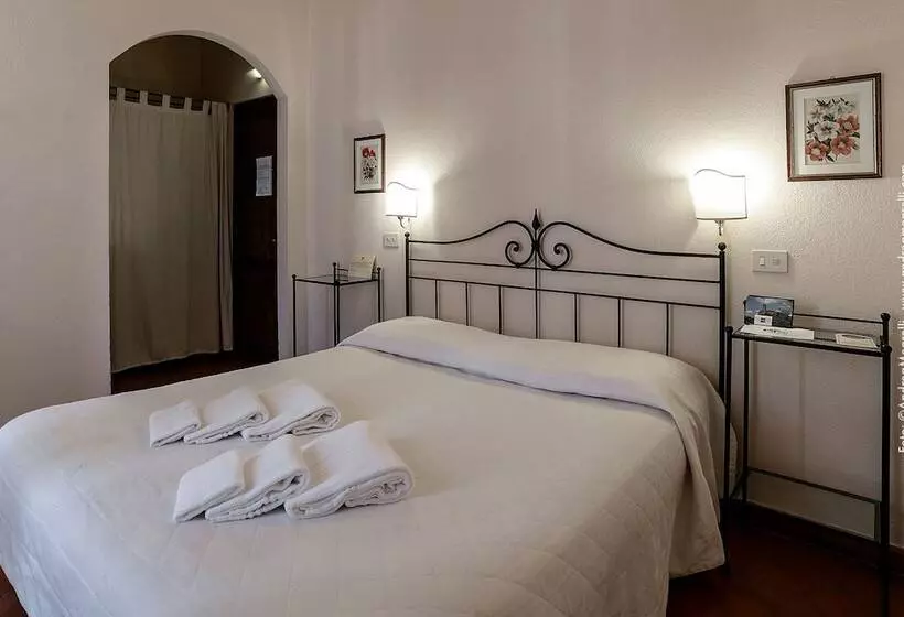 ホテル Albergo Scilla